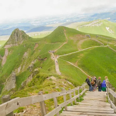 Bois Aux Cheirilles - 15min Murol - Puy De Dome Ferienhaus Saint-Diery